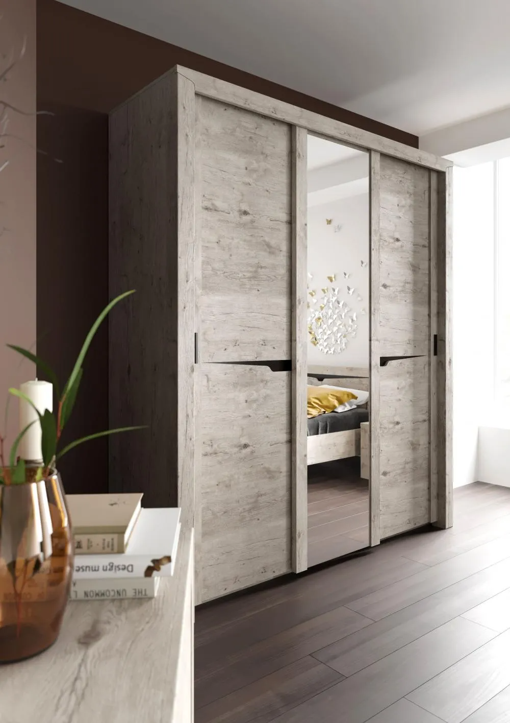 Почему белье и другие вещи в шкафу начинают пахнуть неприятно: причины образования запаха